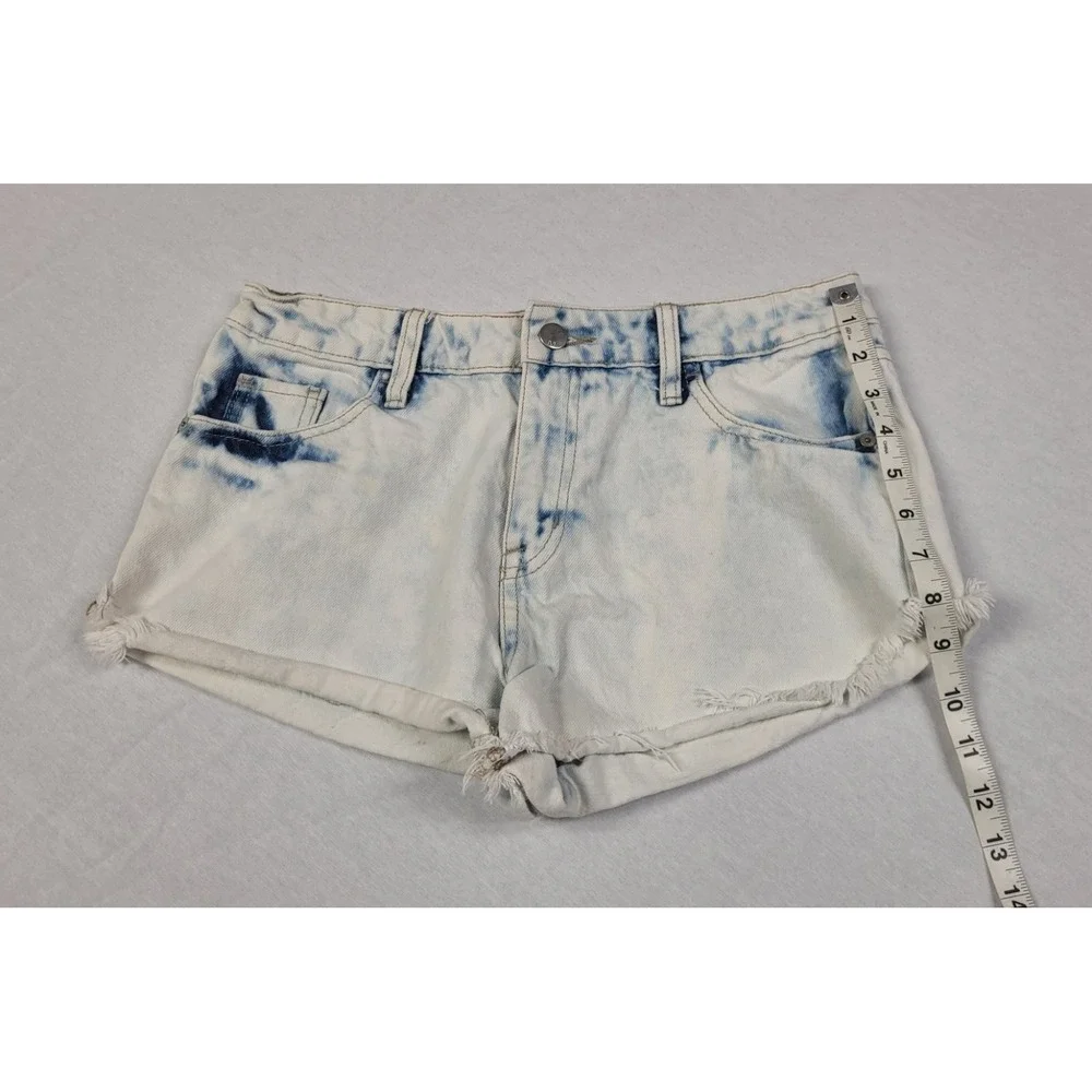 Mossimo High-Rise Short Short White Acid-Wash Denim Shorts Women's Size 6/28